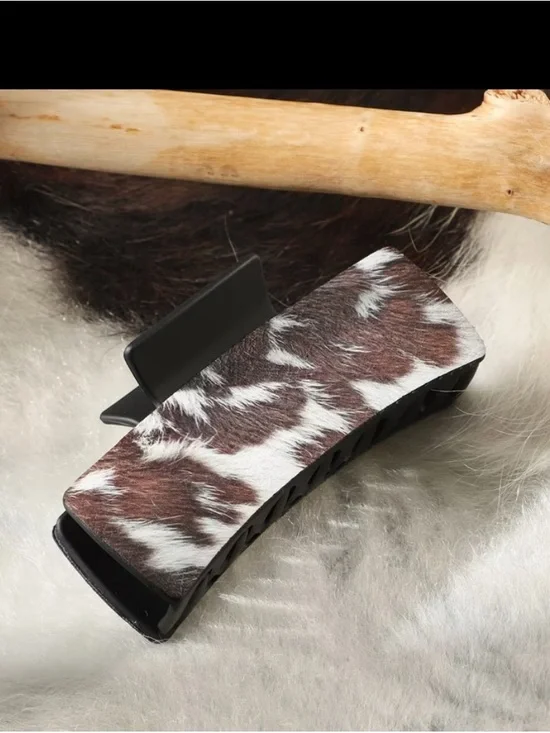 WESTERN Faux Cow Print and Floral Pattern Hair Claws Set of Two - Picture 3 of 4